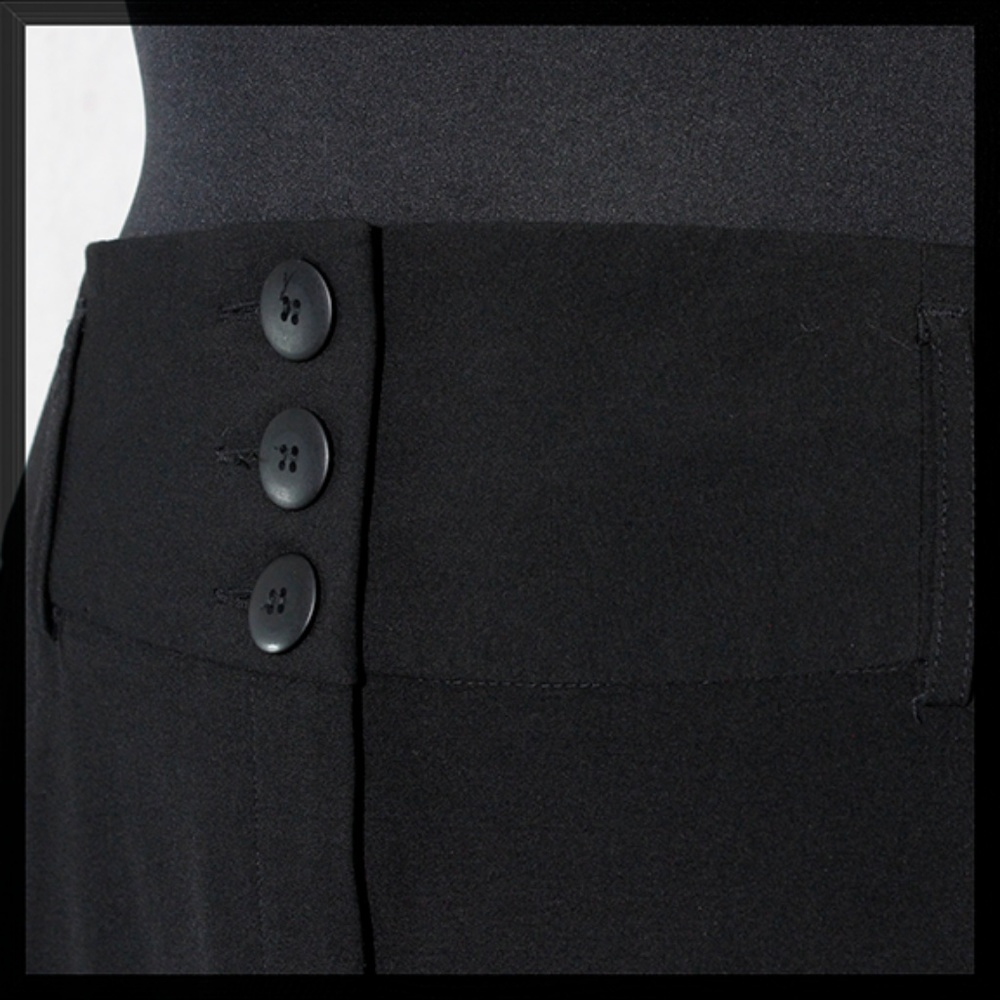Black Knee-length Skirt from Avenue, size 22 - Picture 4 of 7
